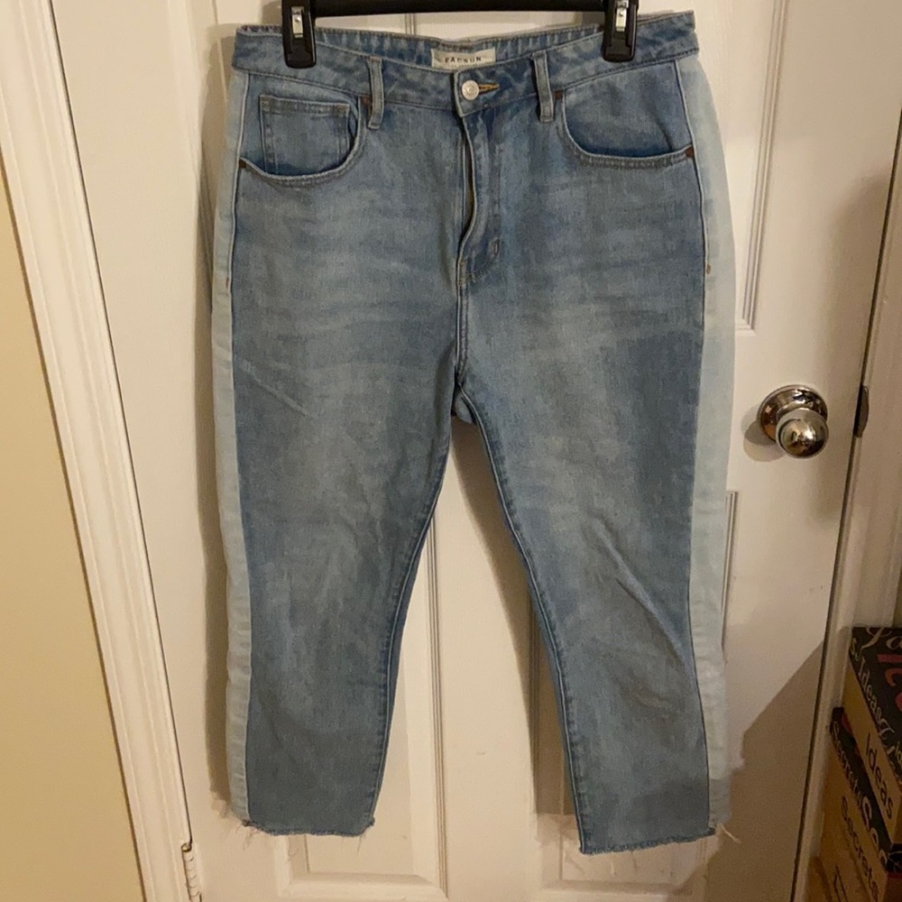 Pacsun cropped two-tone Mom jeans size: 29